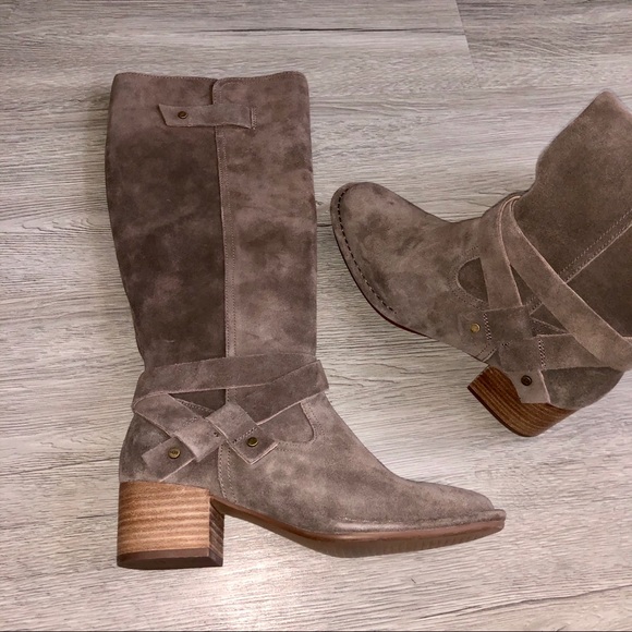 🛑 UGG Bandara Tall Suede Boot, Size 7 - Picture 7 of 8